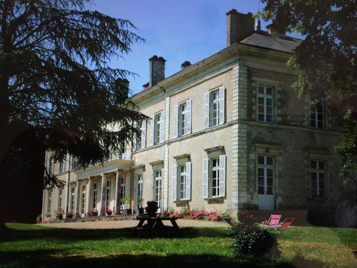 Le Plessis Bed & Breakfast Орво Екстериор снимка