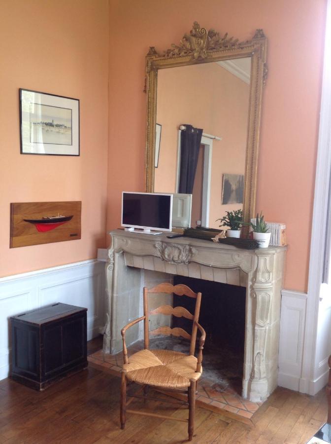 Le Plessis Bed & Breakfast Орво Екстериор снимка
